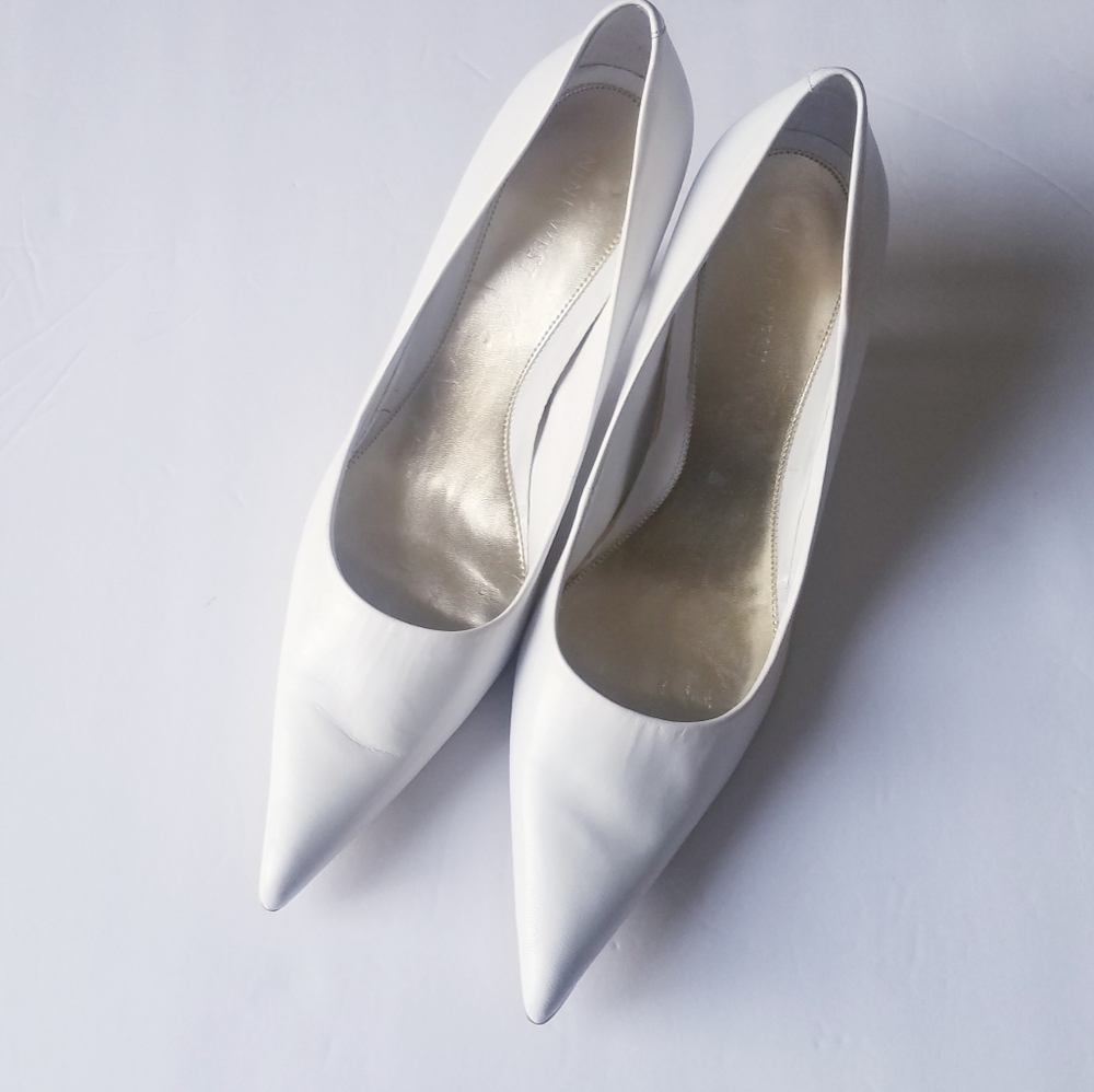 NINE WEST HEELS.